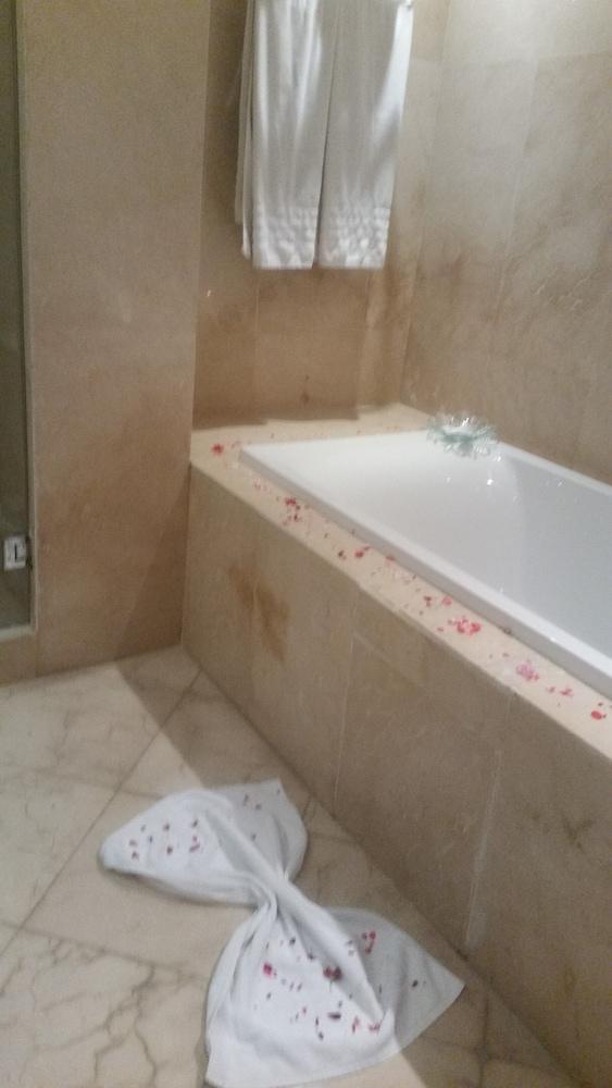 Al Hoceïma Suites Hotel Mohammed V By Accor מראה חיצוני תמונה