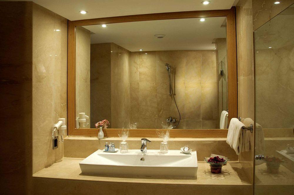 Al Hoceïma Suites Hotel Mohammed V By Accor מראה חיצוני תמונה
