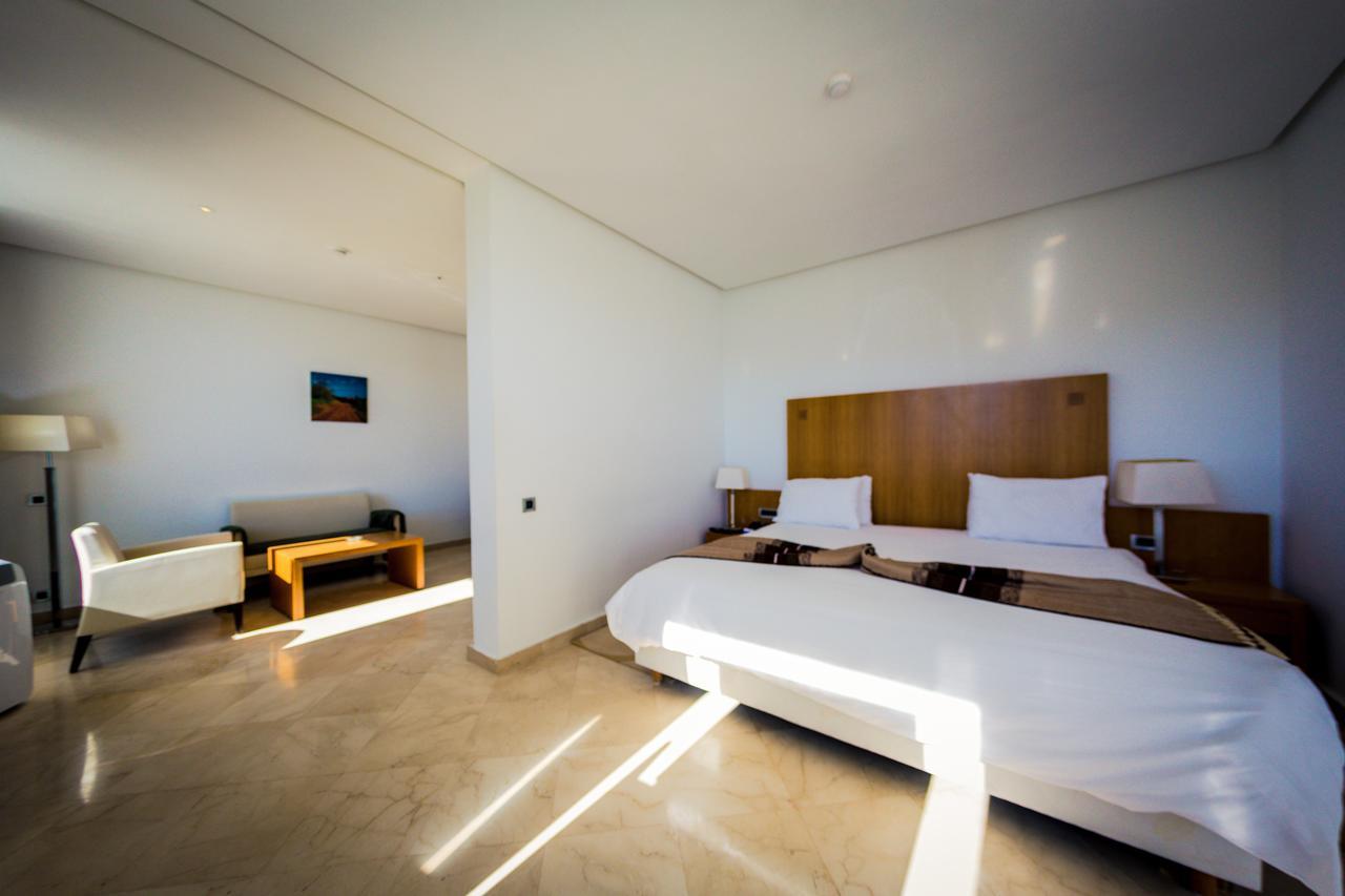 Al Hoceïma Suites Hotel Mohammed V By Accor מראה חיצוני תמונה